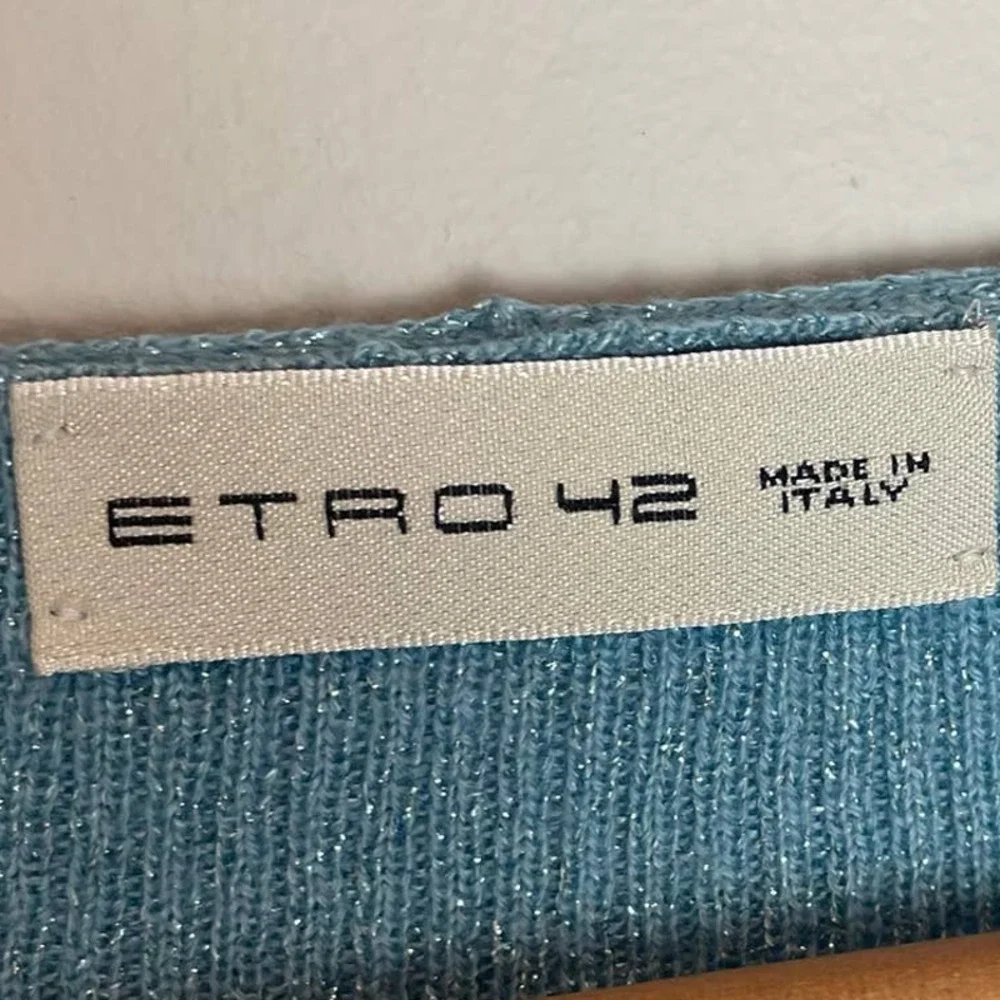 ETRO Scoop Neck Shimmer Lightweight Long Sleeve Sweater - Picture 3 of 6